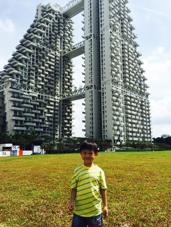 Walked across a big field and we were at Bishan Interchange in 3 minutes