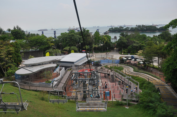 Siloso Beach - Overview of buildings and walkway