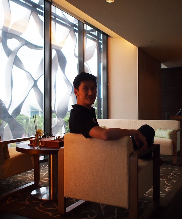 Fatherkao at the Club Lounge