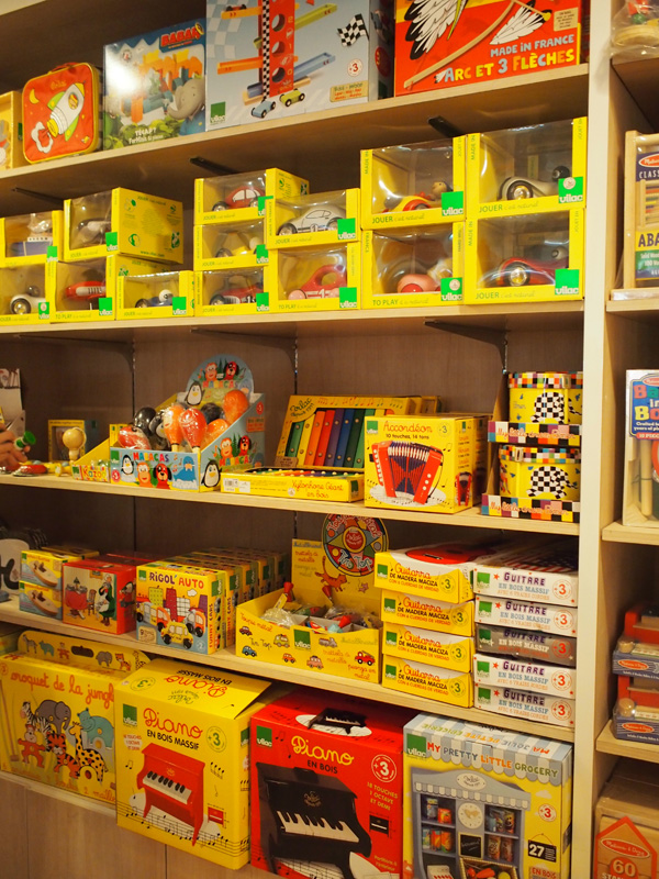 Zero2Six_Toystore_3