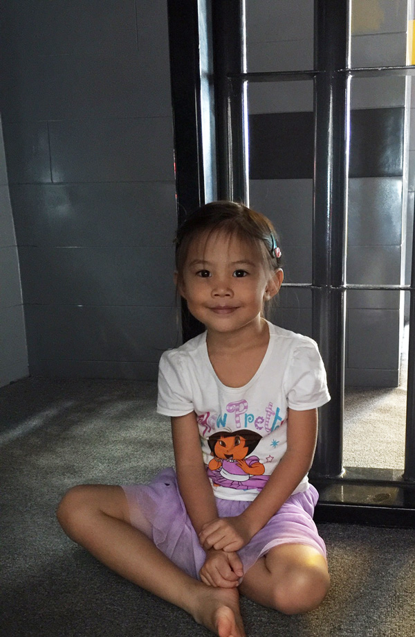 Pretending to be imprisoned in the dungeon