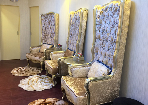 Check out the new lux lounge chairs